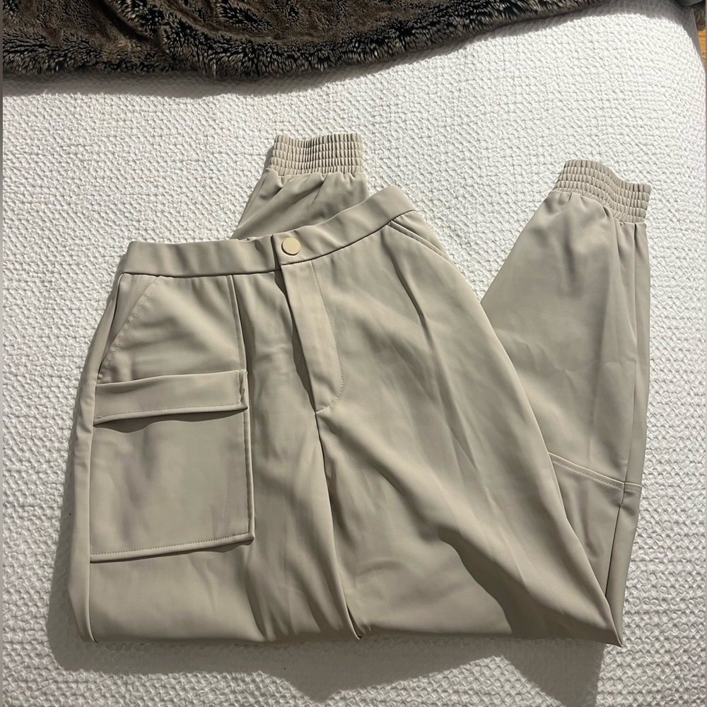 Zara Beige Cargo Jogger Pants